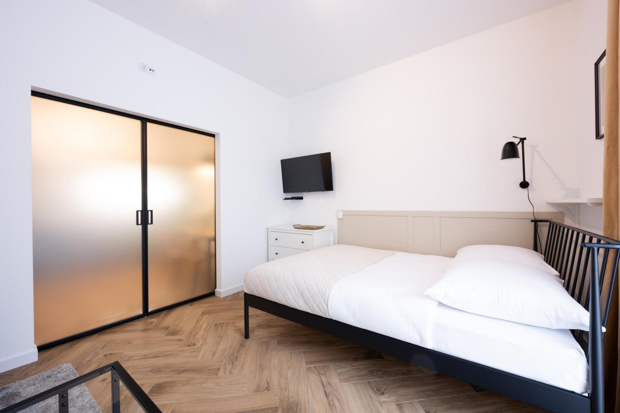 Native Apartments Pulaskiego 6 คราคูฟ ภายนอก รูปภาพ